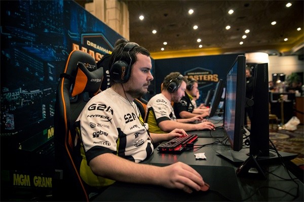 还能在不同 还能在不同