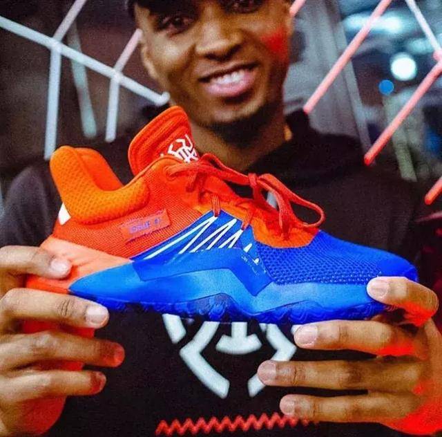 如何把出手 如何把出手