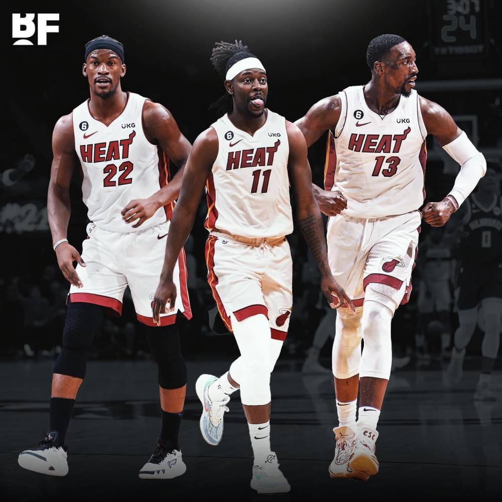 加冕之秋 加冕之秋