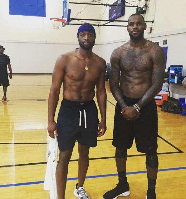 门前冷静推 门前冷静推